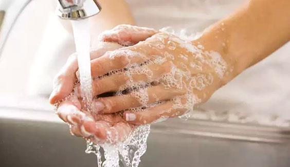 Hướng dẫn rửa tay đúng cách theo tiêu chuẩn của Bộ Y tế 2 quy trinh rua tay thuong quy bo y te